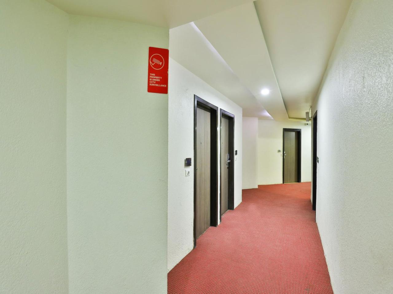 Oyo 1123 Hotel Rock Regency Ahmedabad Eksteriør billede