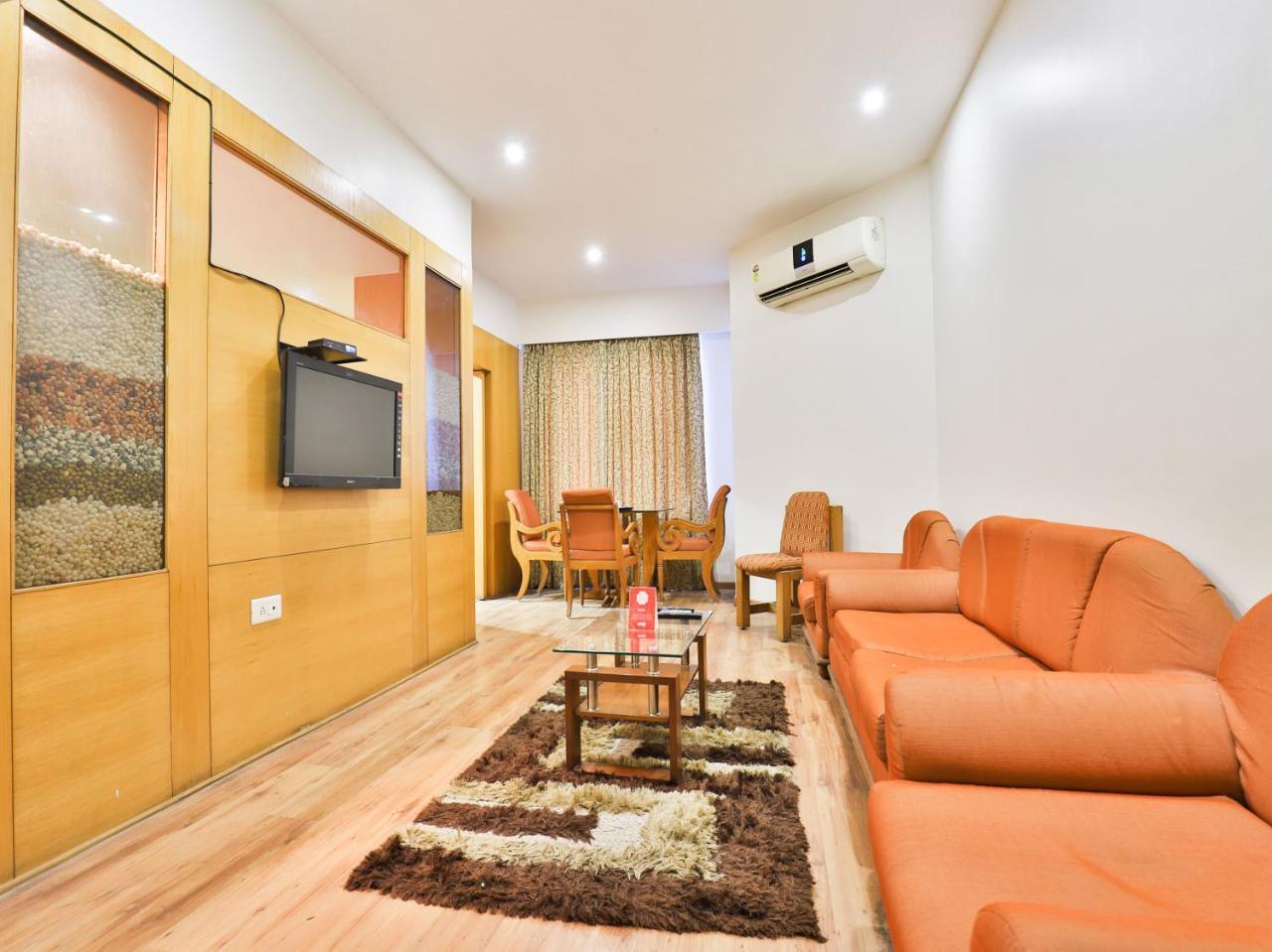 Oyo 1123 Hotel Rock Regency Ahmedabad Eksteriør billede