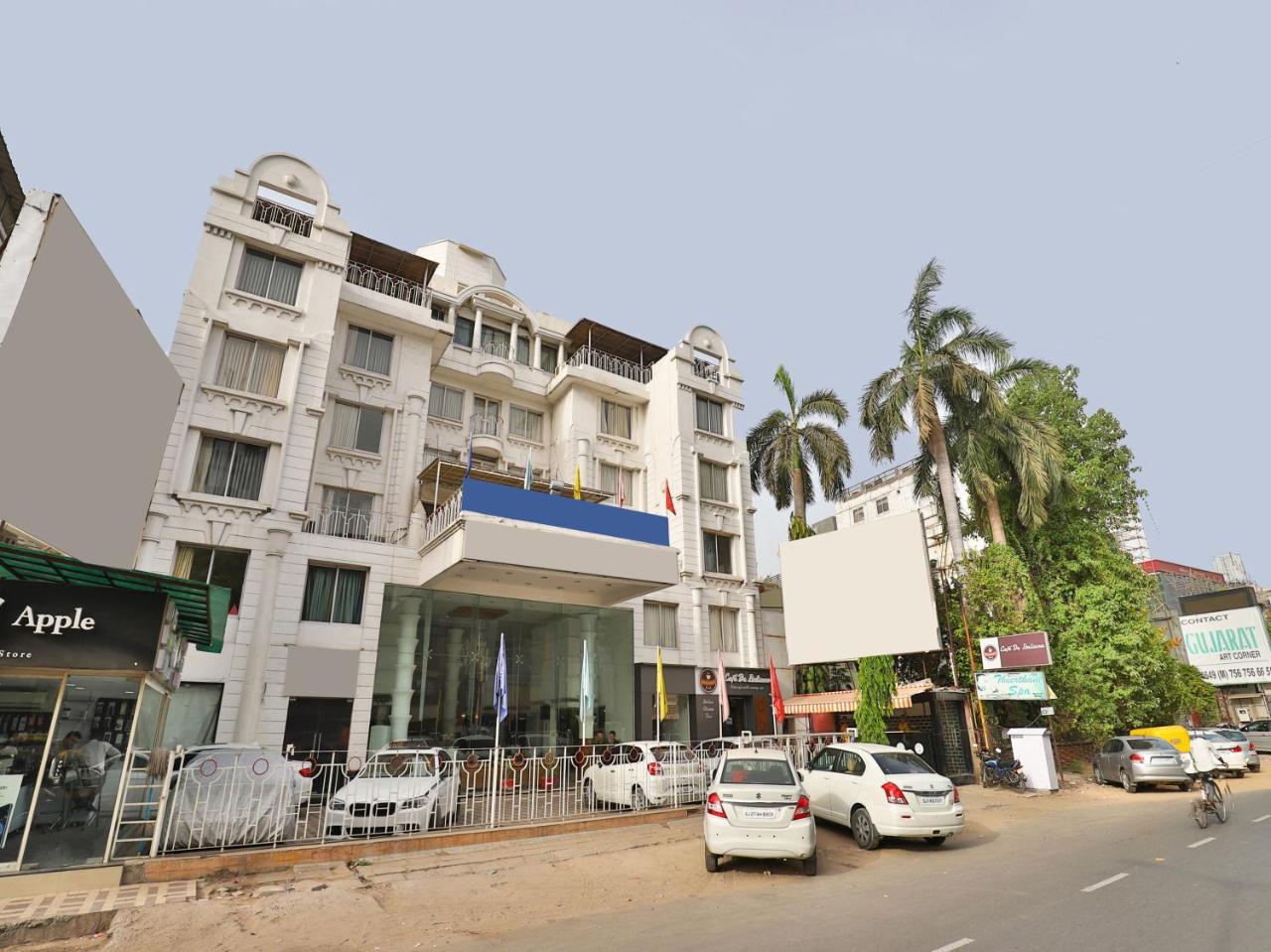 Oyo 1123 Hotel Rock Regency Ahmedabad Eksteriør billede