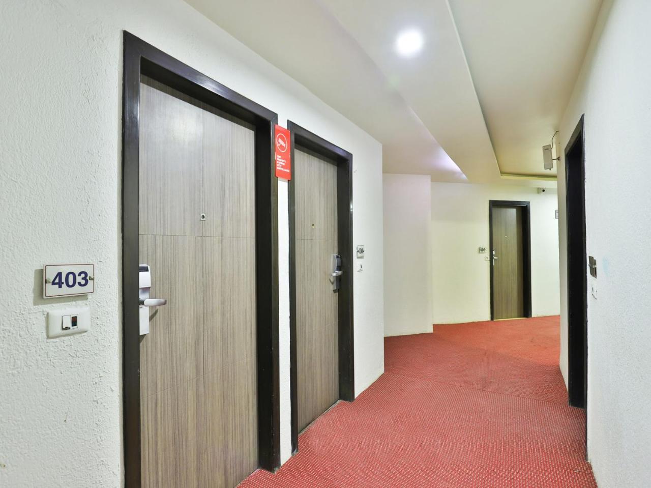 Oyo 1123 Hotel Rock Regency Ahmedabad Eksteriør billede
