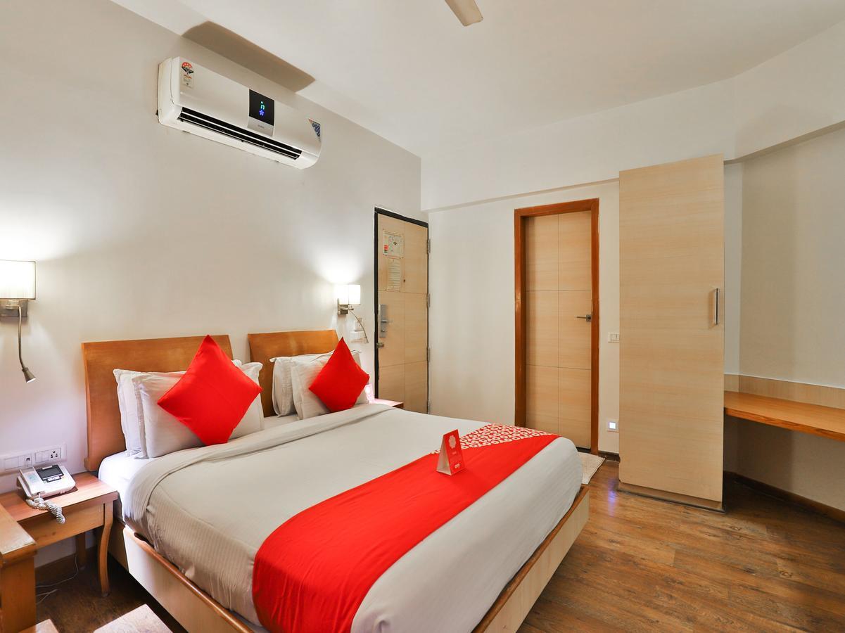 Oyo 1123 Hotel Rock Regency Ahmedabad Eksteriør billede